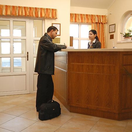 Hotel Bavaria Abda Ngoại thất bức ảnh