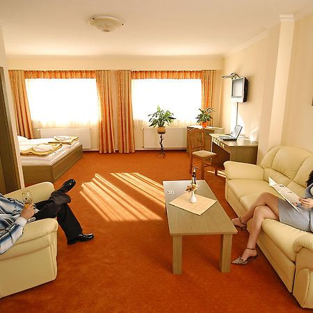 Hotel Bavaria Abda Phòng bức ảnh